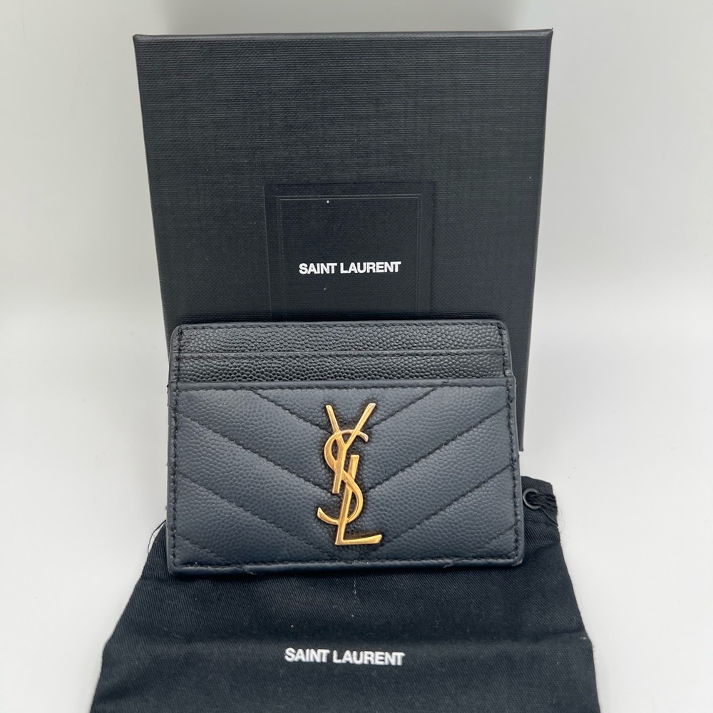 Yves Saint Laurent card holder in box 😍